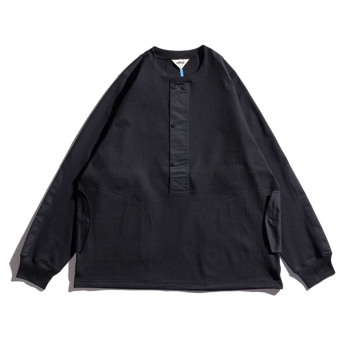 Flat photo CT04-BLACK
